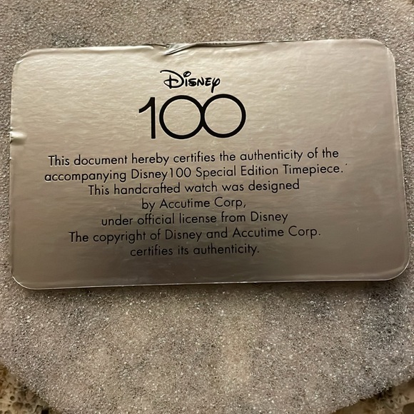 Disney 100th anniversary Mickey and Minnie Watch - Picture 7 of 7
